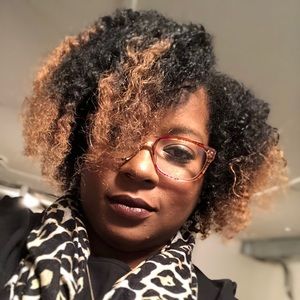 Meet your Posher, Jazmine